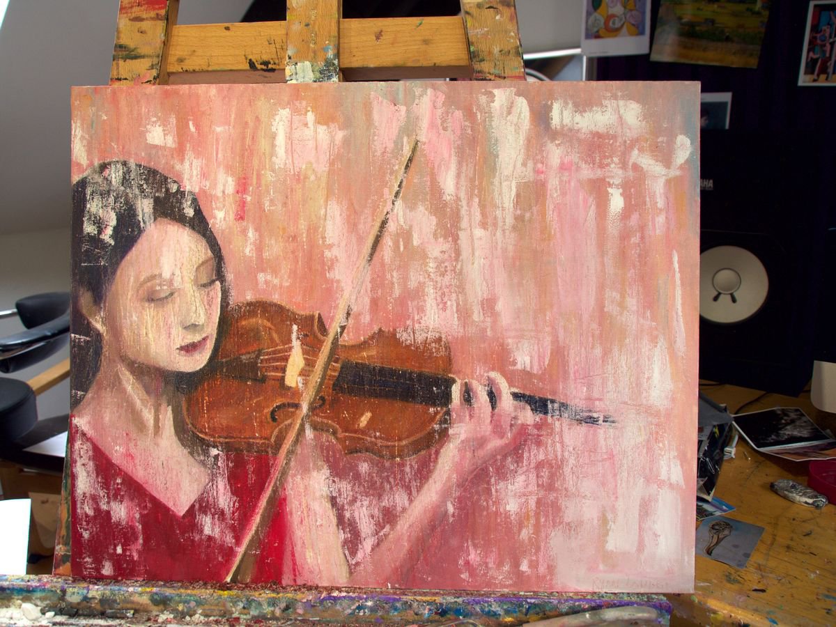 Violin Player - in-context-studio